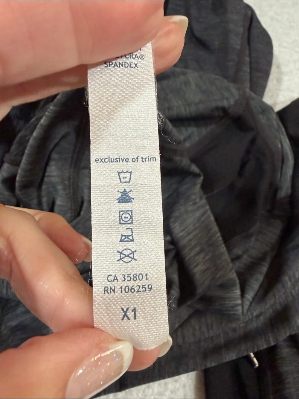 VTG Lululemon Run In The Sun Hooded Pullover Hoodie Ruffle Hem 2012 RARE W32815